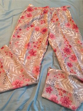 I.N. Studio Pink Floral Pants dress up or down holiday office chic vacation